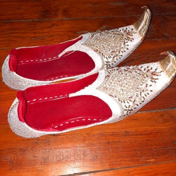 Handmade Pakistani Jamawar shoes  - Picture 1 of 4